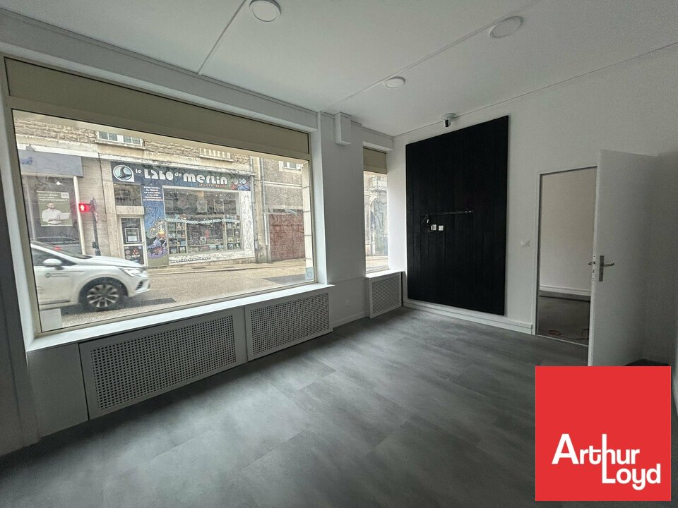 ARTHUR LOYD POITOU VENDEE VENTE-LOCAL COMMERCIAL-POITIERS-86