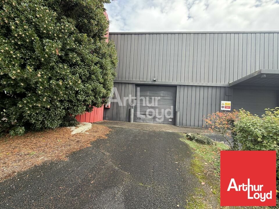 ARTHUR LOYD POITOU VENDEE LOCATION-ENTREPOT-CHAURAY-79