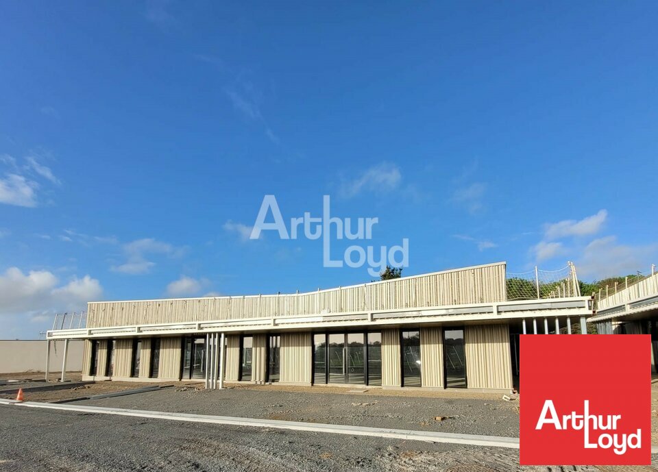 ARTHUR LOYD POITOU VENDEE LOCATION-LOCAL COMMERCIAL-LES_SABLES_D'OLONNE-85