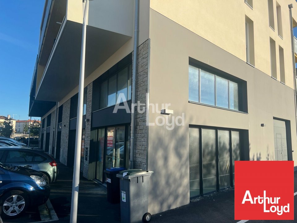 ARTHUR LOYD POITOU VENDEE LOCATION-LOCAL COMMERCIAL-LA_ROCHE_SUR_YON-85