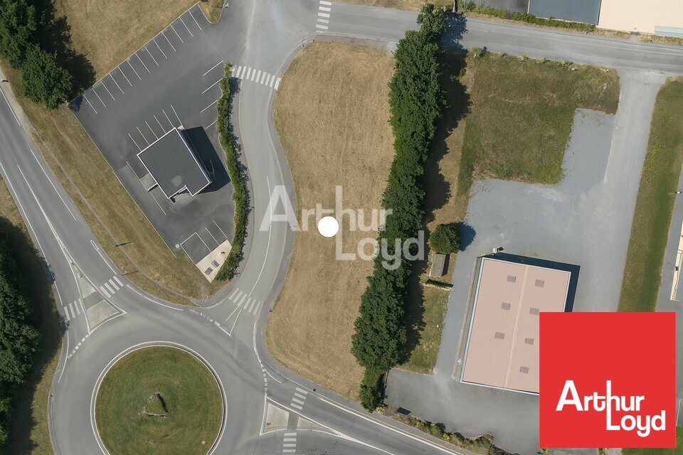 ARTHUR LOYD POITOU VENDEE VENTE-TERRAIN-LA_FERRIERE-85