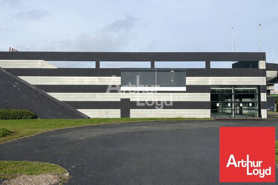 ARTHUR LOYD POITOU VENDEE LOCATION-LOCAL COMMERCIAL-LA_ROCHE-SUR-YON-85