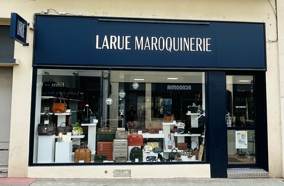 ARTHUR LOYD POITOU VENDEE LOCATION-LOCAL COMMERCIAL-POITIERS-86