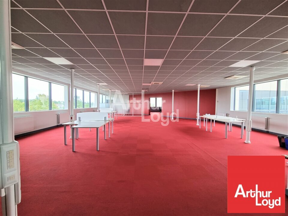 ARTHUR LOYD POITOU VENDEE LOCATION-BUREAUX-CHASSENEUIL_DU_POITOU-86