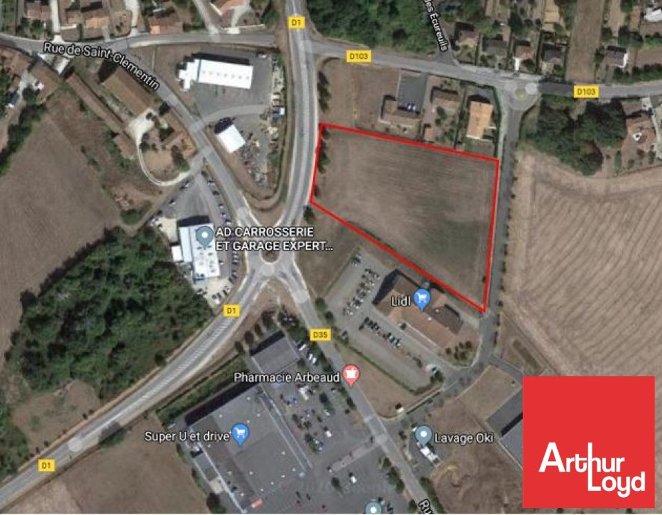 ARTHUR LOYD POITOU VENDEE VENTE-TERRAIN-CIVRAY-86