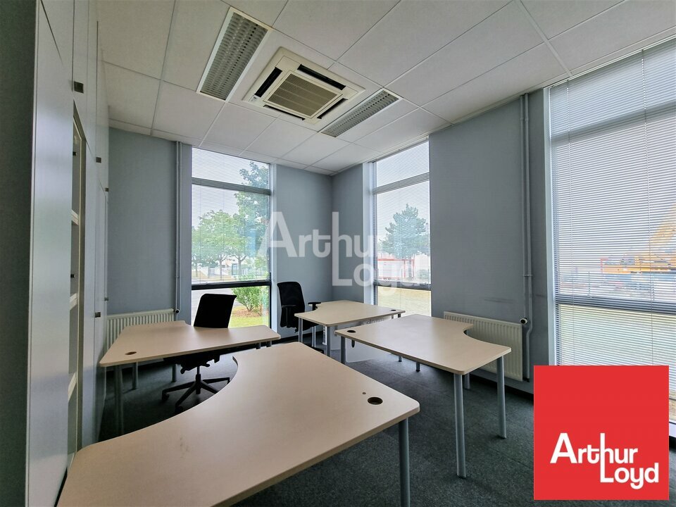 ARTHUR LOYD POITOU VENDEE LOCATION-BUREAUX-CHASSENEUIL_DU_POITOU-86