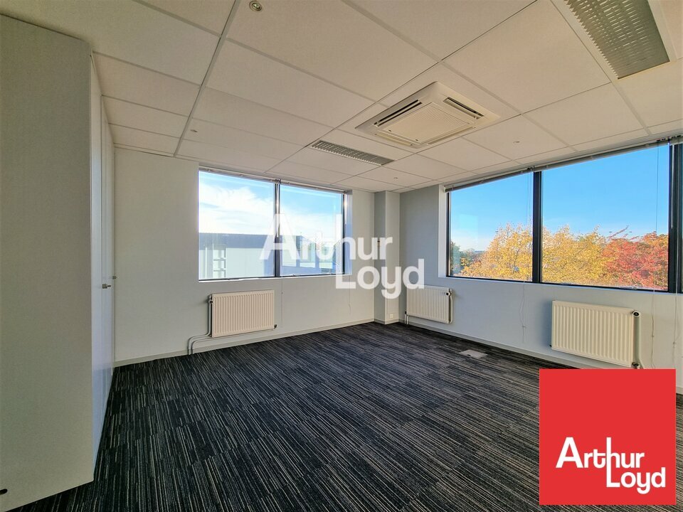 ARTHUR LOYD POITOU VENDEE LOCATION-BUREAUX-CHASSENEUIL_DU_POITOU-86