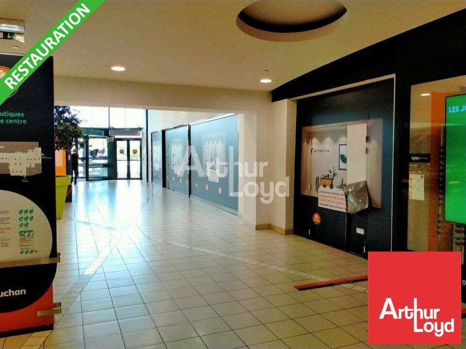 ARTHUR LOYD POITOU VENDEE LOCATION-LOCAL COMMERCIAL-CHASSENEUIL_DU_POITOU-86