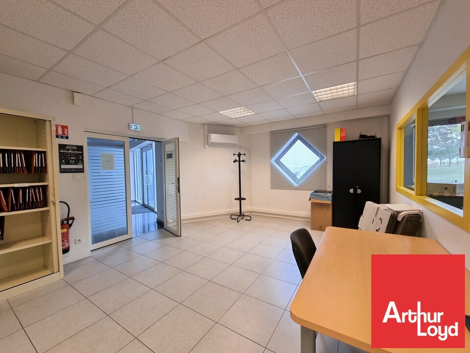 ARTHUR LOYD POITOU VENDEE LOCATION-BUREAUX-SAINT_BENOIT-86