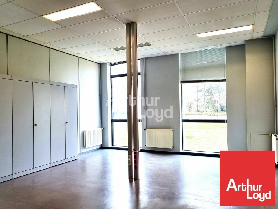 ARTHUR LOYD POITOU VENDEE LOCATION-BUREAUX-CHASSENEUIL_DU_POITOU-86