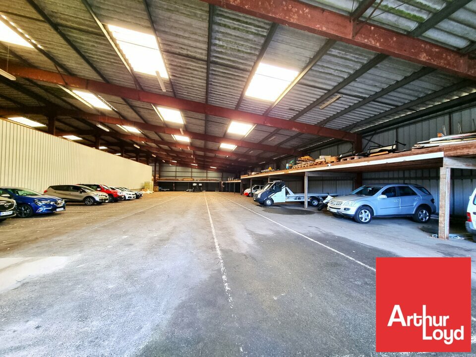 ARTHUR LOYD POITOU VENDEE LOCATION-LOCAL D'ACTIVITE-VOUNEUIL_SOUS_BIARD-86