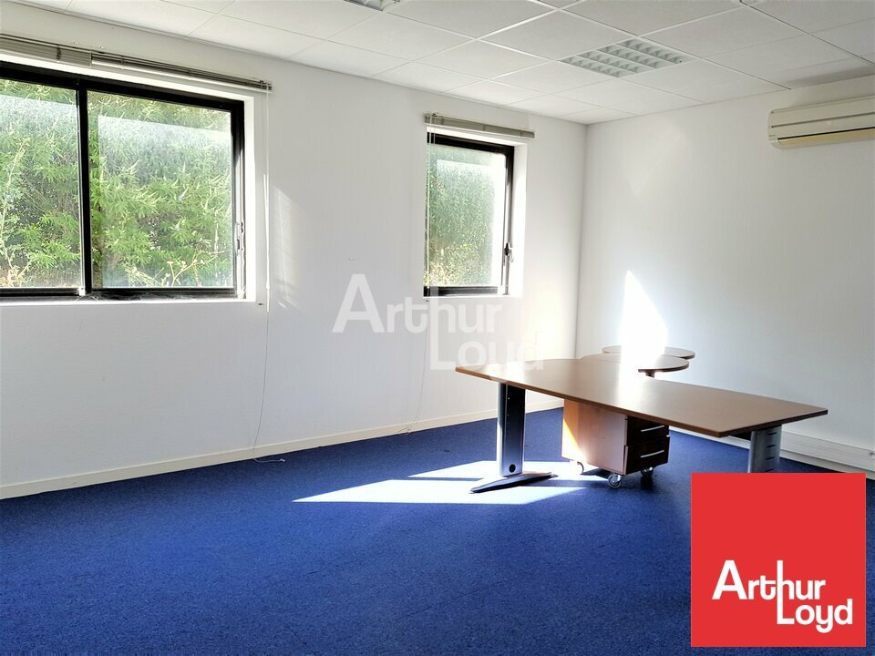 ARTHUR LOYD POITOU VENDEE LOCATION-BUREAUX-JAUNAY_CLAN-86