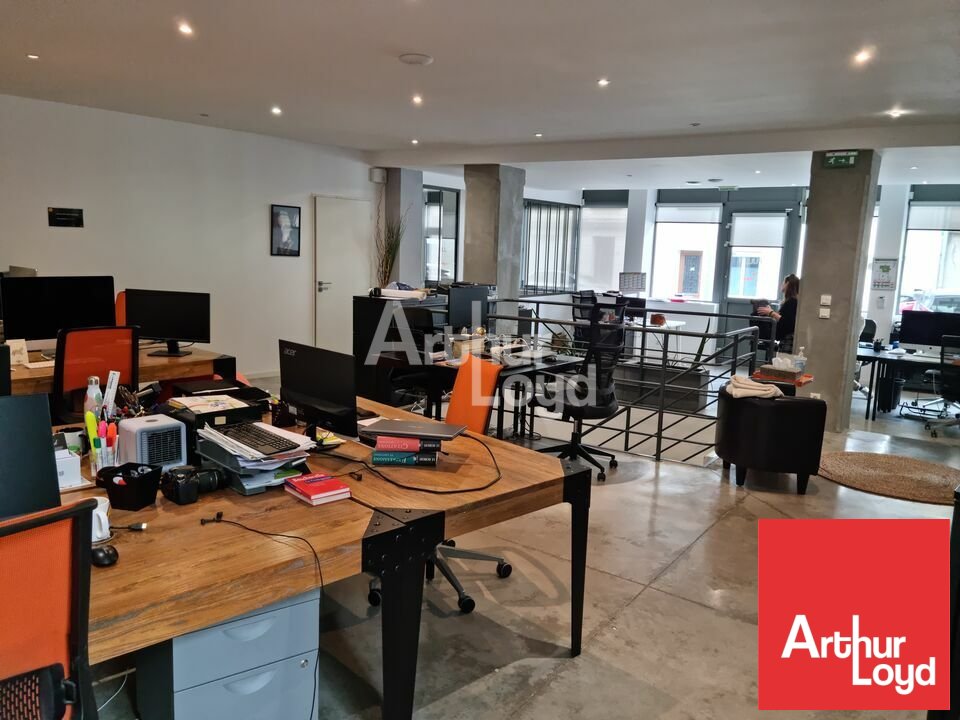 ARTHUR LOYD POITOU VENDEE VENTE-BUREAUX-POITIERS-86