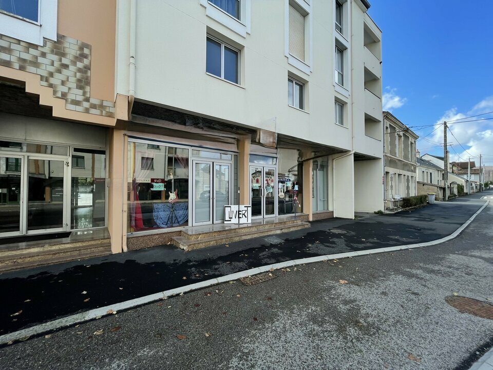 ARTHUR LOYD POITOU VENDEE LOCATION-BUREAUX-POITIERS-86
