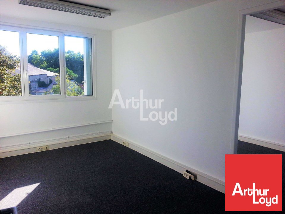 ARTHUR LOYD POITOU VENDEE LOCATION-BUREAUX-POITIERS-86