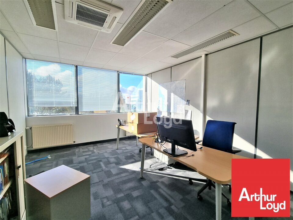 ARTHUR LOYD POITOU VENDEE LOCATION-BUREAUX-CHASSENEUIL_DU_POITOU-86