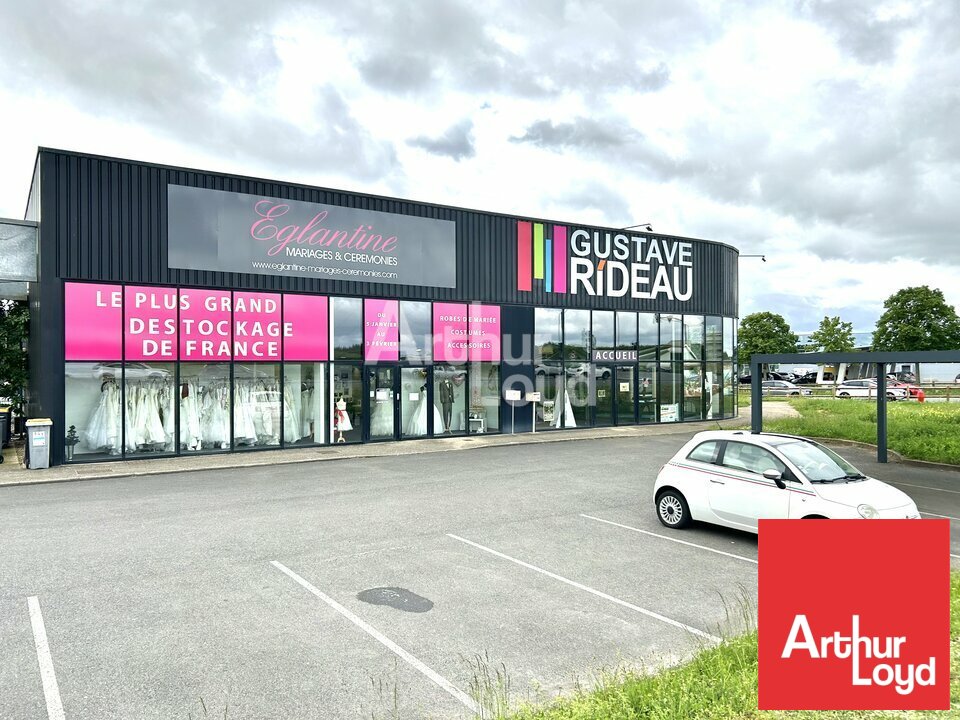 ARTHUR LOYD POITOU VENDEE VENTE-LOCAL COMMERCIAL-POITIERS-86