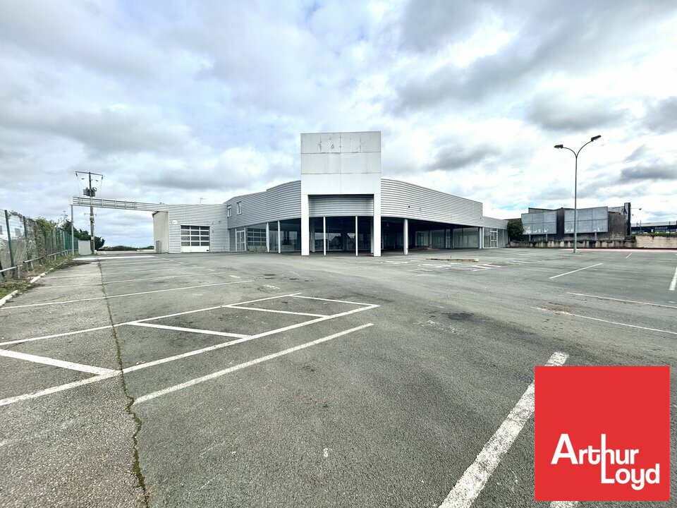 ARTHUR LOYD POITOU VENDEE LOCATION-LOCAL COMMERCIAL-POITIERS-86
