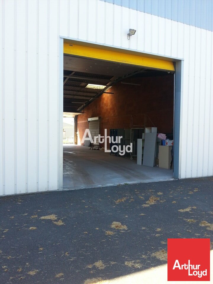 ARTHUR LOYD POITOU VENDEE LOCATION-ENTREPOT-ANTRAN-86