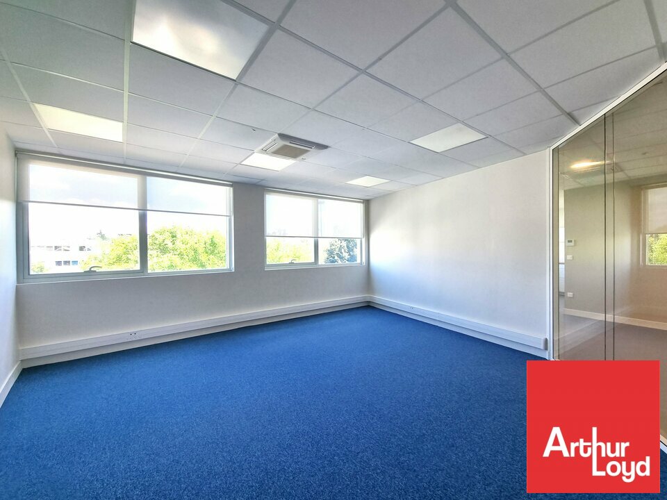 ARTHUR LOYD POITOU VENDEE VENTE-BUREAUX-SAINT_BENOIT-86