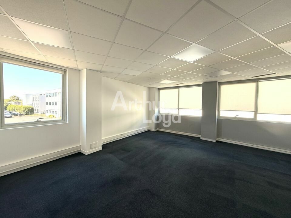 ARTHUR LOYD POITOU VENDEE LOCATION-BUREAUX-SAINT_BENOIT-86