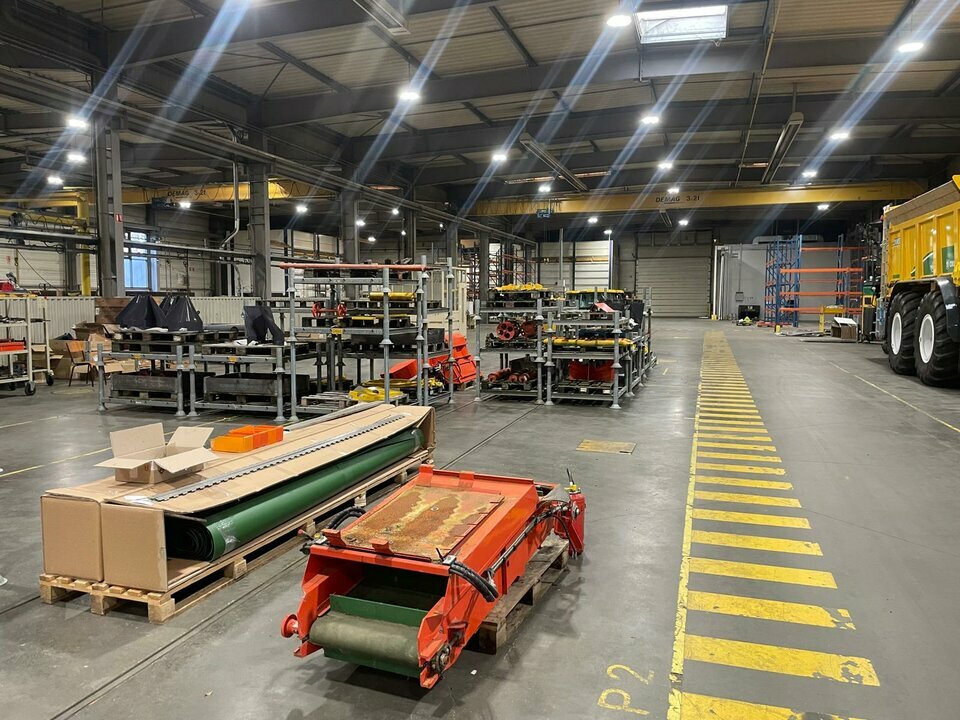 ARTHUR LOYD POITOU VENDEE VENTE-LOCAL D'ACTIVITE-BOURNEZEAU-85