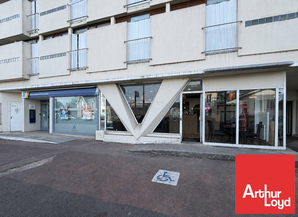 ARTHUR LOYD POITOU VENDEE VENTE-LOCAL COMMERCIAL-POITIERS-86