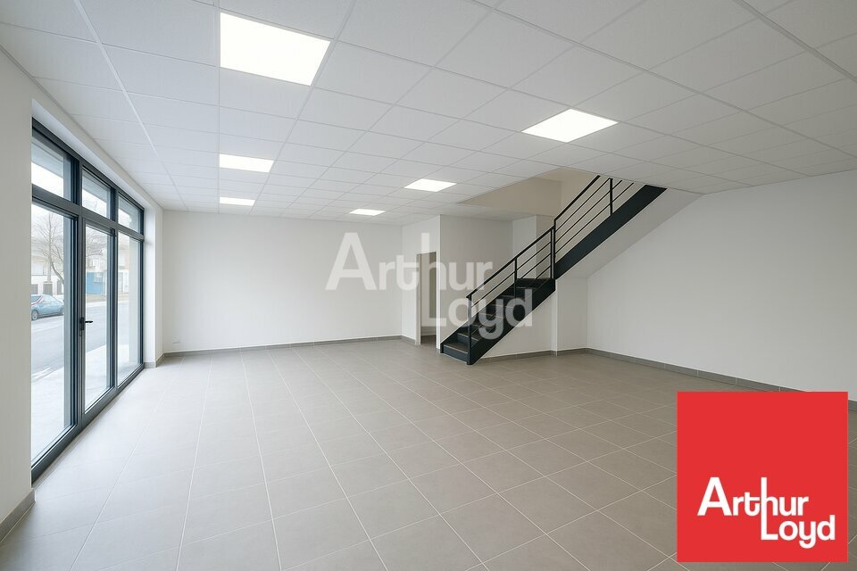 ARTHUR LOYD POITOU VENDEE LOCATION-LOCAL COMMERCIAL-ESSARTS-EN-BOCAGE-85