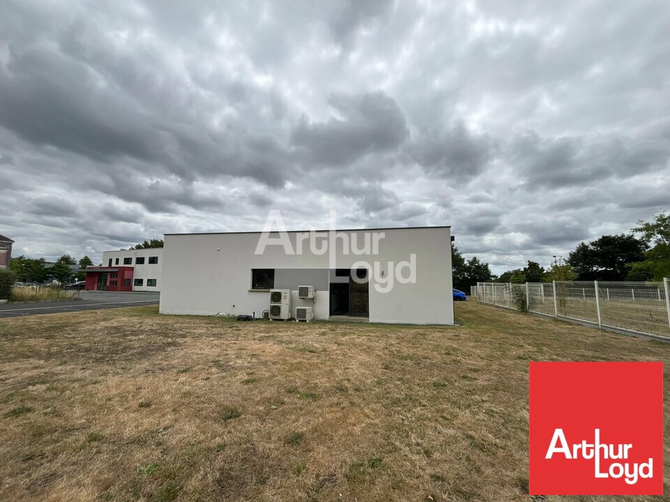 ARTHUR LOYD POITOU VENDEE LOCATION-BUREAUX-LA_ROCHE-SUR-YON-85