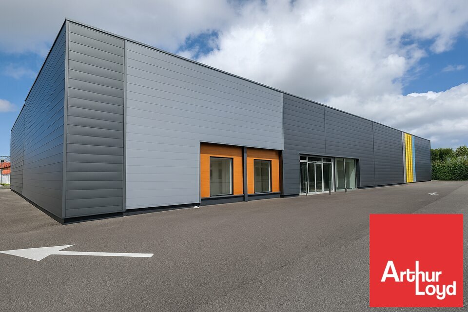 ARTHUR LOYD POITOU VENDEE VENTE-LOCAL COMMERCIAL-CHATILLON-SUR-THOUET-79