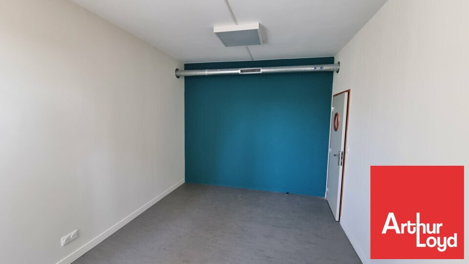 ARTHUR LOYD POITOU VENDEE LOCATION-BUREAUX-LIGUGE-86