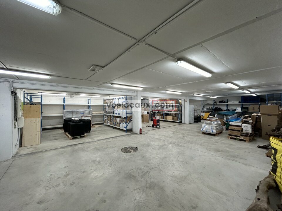 VOSLOCAUX.COM LOCATION-ENTREPOT-GRASSE-06