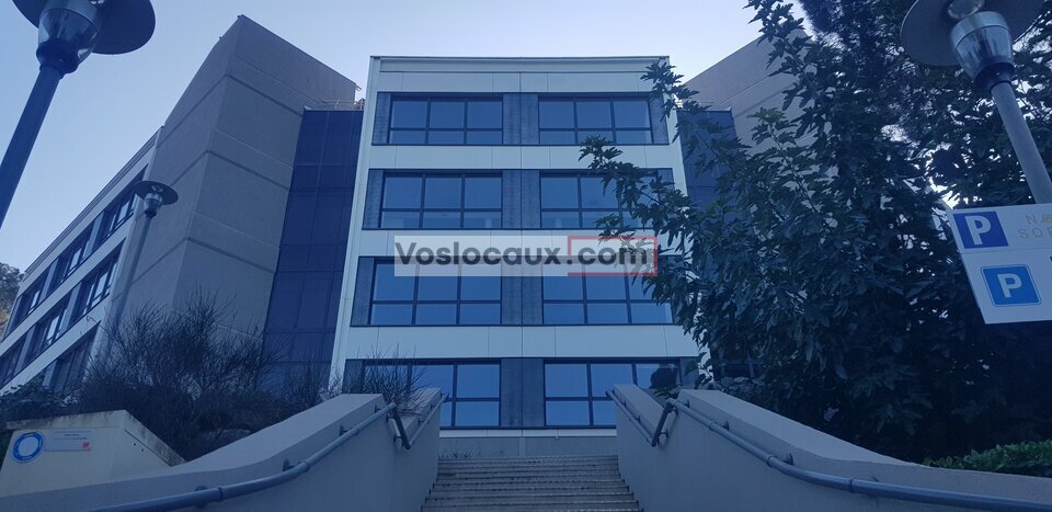 VOSLOCAUX.COM LOCATION-BUREAUX-VALBONNE-06