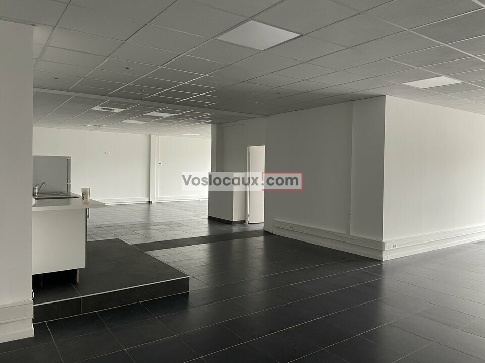 VOSLOCAUX.COM LOCATION-BUREAUX-ANTIBES-06
