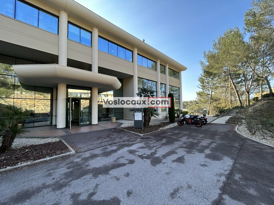 VOSLOCAUX.COM LOCATION-BUREAUX-SOPHIA_ANTIPOLIS-06