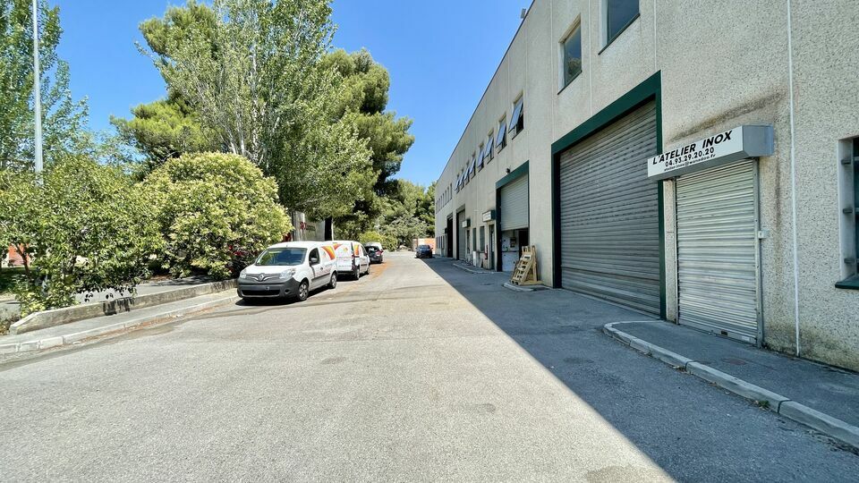 VOSLOCAUX.COM LOCATION-LOCAL D'ACTIVITE-CARROS-06