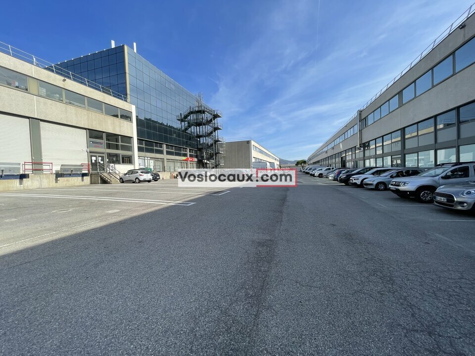VOSLOCAUX.COM LOCATION-BUREAUX-CARROS_-06