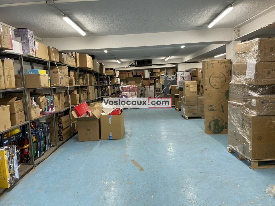 VOSLOCAUX.COM VENTE-ENTREPOT-ANTIBES-06