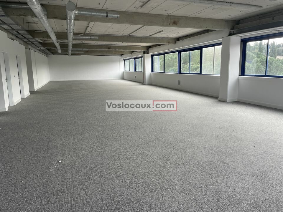 VOSLOCAUX.COM LOCATION-BUREAUX-GRASSE-06