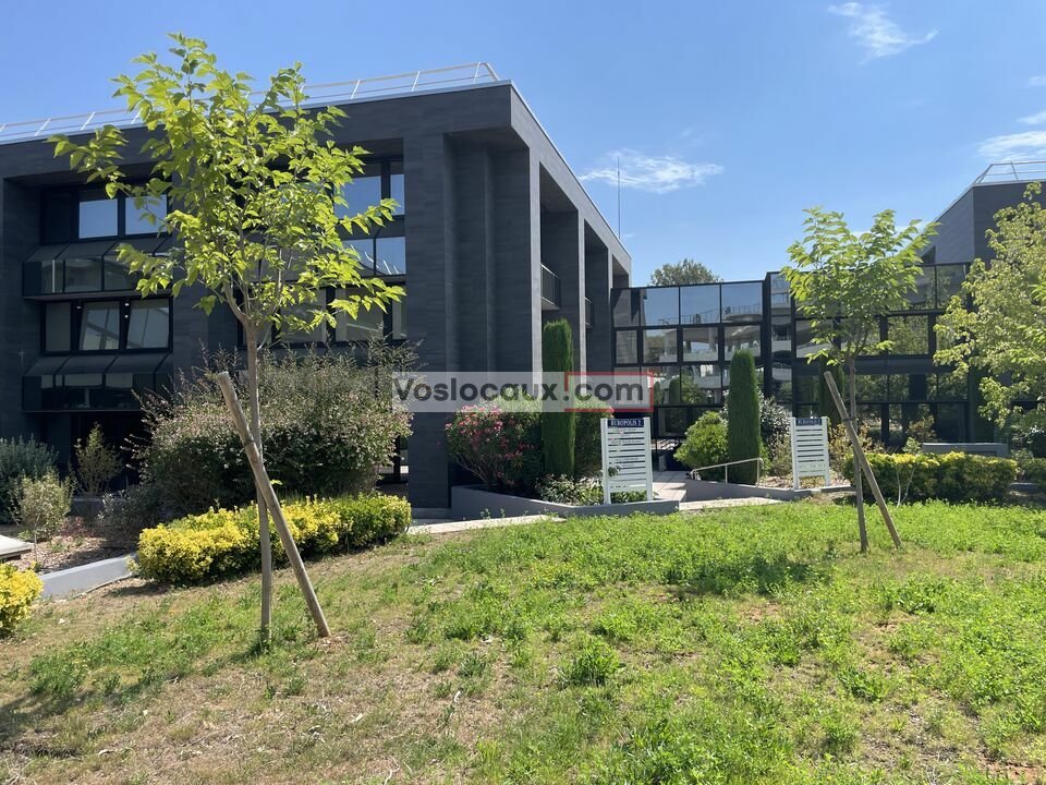 VOSLOCAUX.COM LOCATION-BUREAUX-VALBONNE-06
