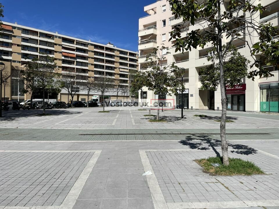 VOSLOCAUX.COM LOCATION-LOCAL COMMERCIAL-NICE-06