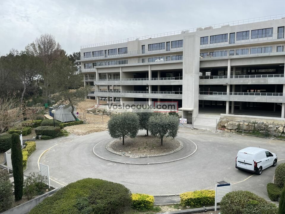VOSLOCAUX.COM LOCATION-BUREAUX-VALBONNE-06