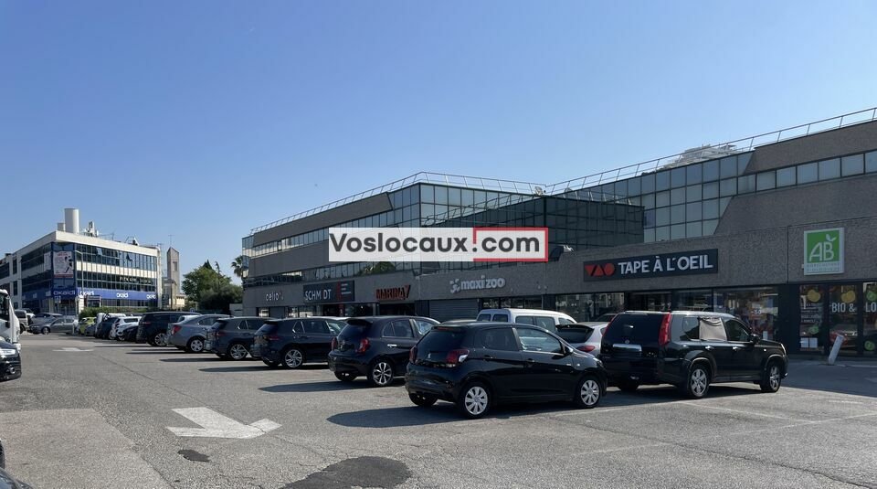 VOSLOCAUX.COM LOCATION-LOCAL COMMERCIAL-VILLENEUVE-LOUBET-06