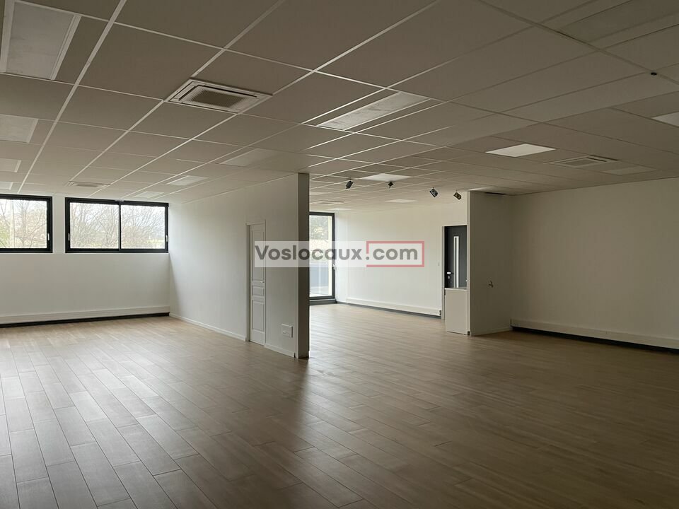 VOSLOCAUX.COM LOCATION-BUREAUX-VILLENEUVE_LOUBET-06