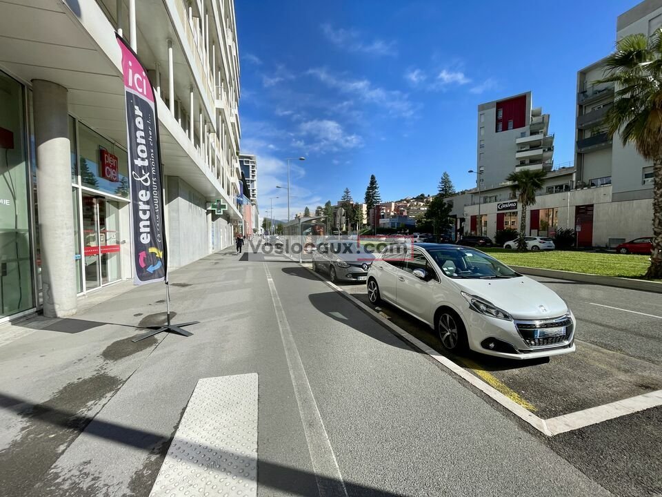 VOSLOCAUX.COM LOCATION-LOCAL COMMERCIAL-NICE-06