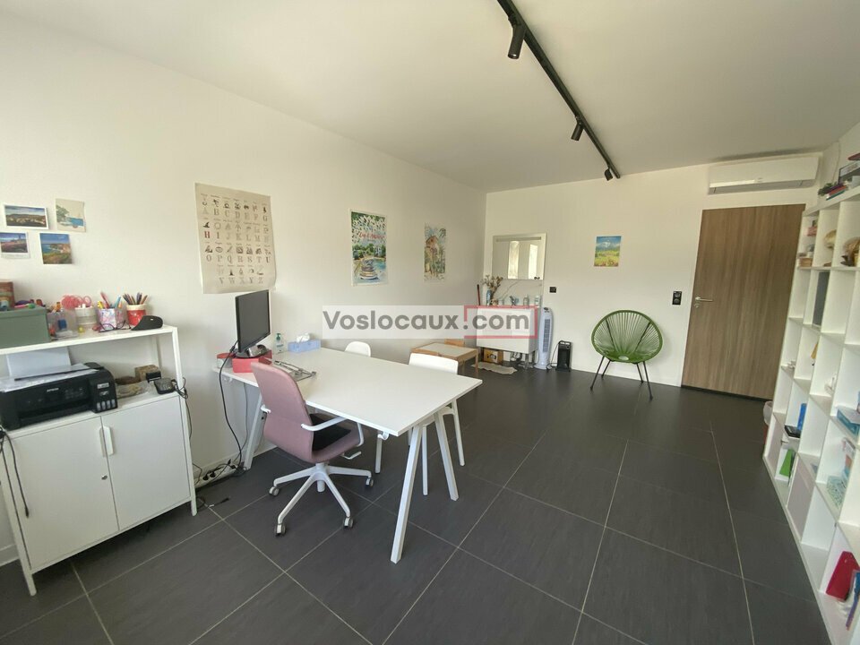 VOSLOCAUX.COM LOCATION-BUREAUX-ANTIBES-06