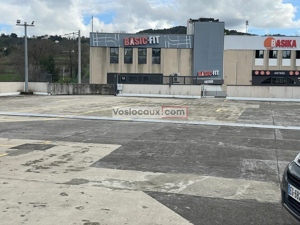 VOSLOCAUX.COM LOCATION-BUREAUX-GRASSE-06