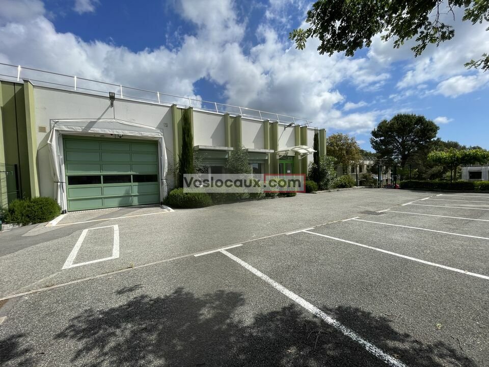 VOSLOCAUX.COM LOCATION-LOCAL D'ACTIVITE-SOPHIA_ANTIPOLIS-06