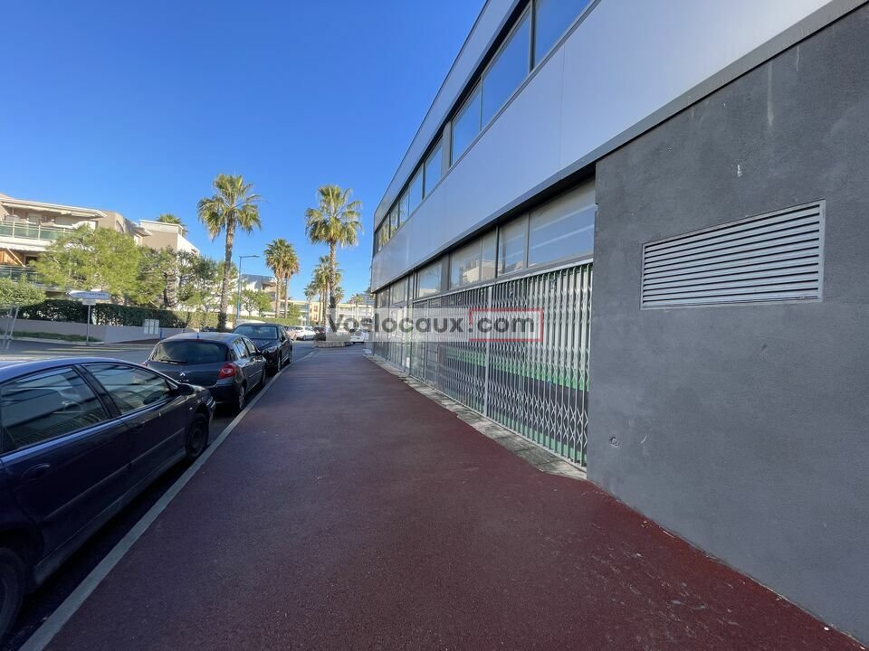 VOSLOCAUX.COM LOCATION-BUREAUX-VILLENEUVE_LOUBET-06