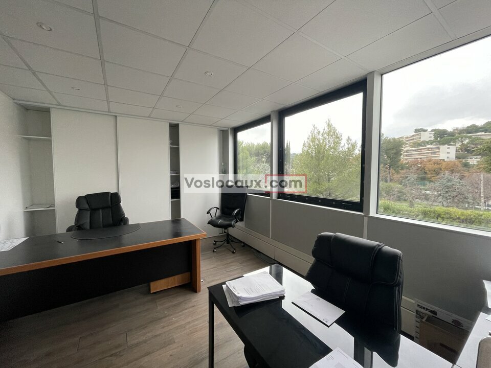 VOSLOCAUX.COM LOCATION-BUREAUX-VILLENEUVE_LOUBET-06